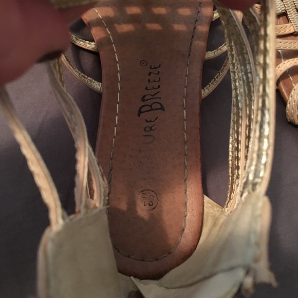 Cute Sandals - Picture 2 of 6